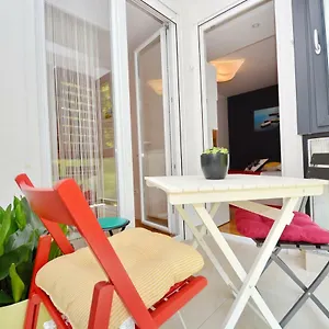 Apartment Spacious Premium Lipotica With Oldtown View - Have A Memorable, Zadar